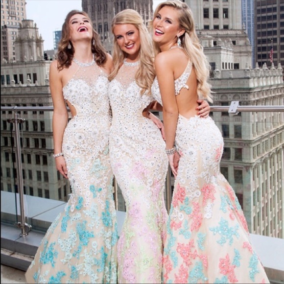 Rachel Allan Prom Dress - Picture 1 of 7